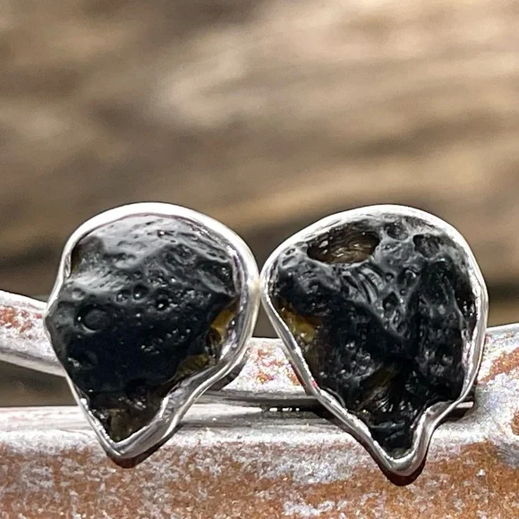 Tektite Gemstone Stud Earrings 925 Sterling Silver - Picture 3 of 10